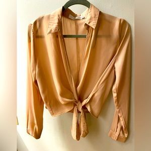 Missguided size 4 pink blouse